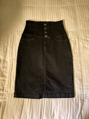 Forever 21 Blue Denim High-Waist Button-Front Pencil Skirt